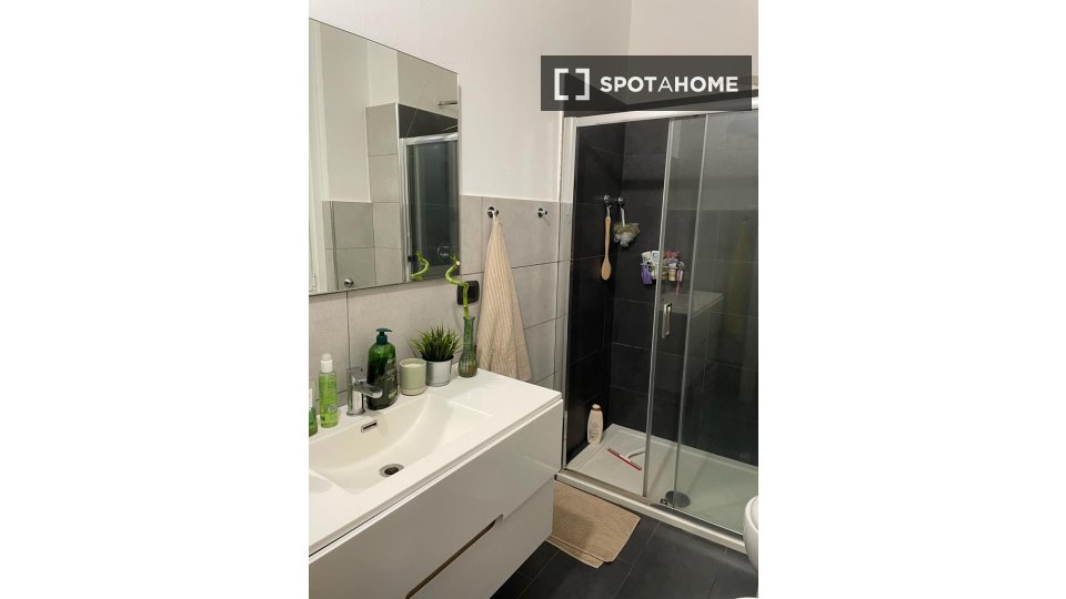 Immagine 15 di Appartamento in affitto  in Via Negroli a Milano