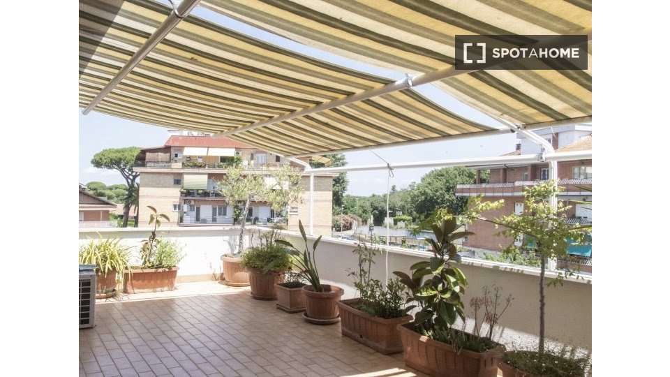 Immagine 9 di Appartamento in affitto  in Via dei Polenta a Roma