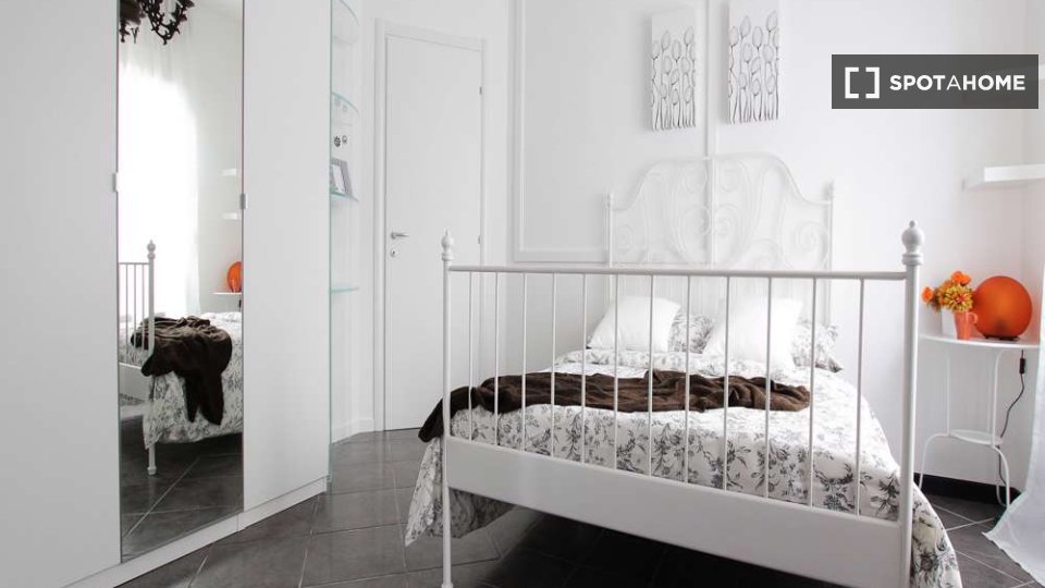 Immagine 2 di Camera condivisa in affitto  in Corso Lodi a Milano