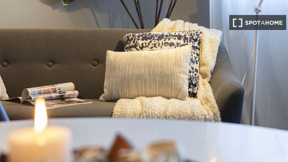 Immagine 19 di Appartamento in affitto  in Via S. Giovanni in Argentella a Roma