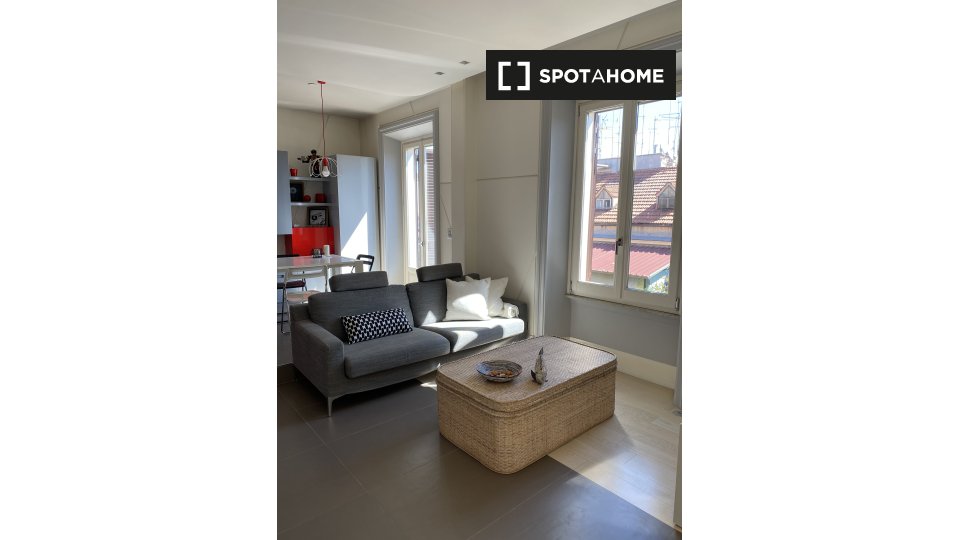 Immagine 3 di Appartamento in affitto  in Via Giuseppe Gioachino Belli a Roma