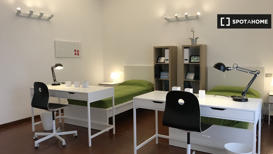 Immagine 2 di Camera condivisa in affitto  in Viale Bligny a Milano