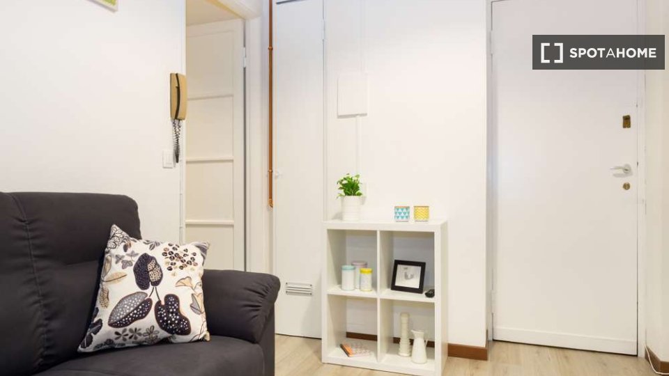 Immagine 13 di Camera condivisa in affitto  in Via Alfredo Campanini a Milano