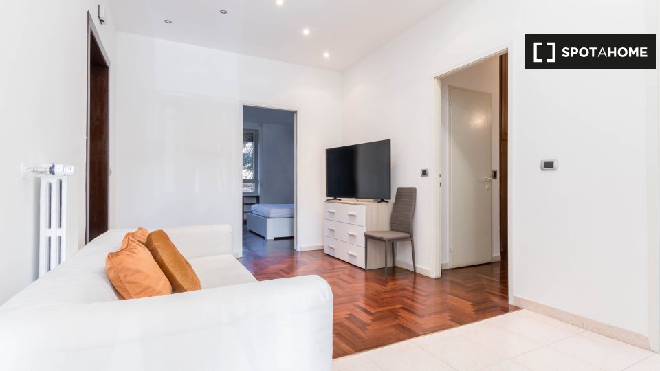 Immagine 13 di Camera condivisa in affitto  in Via Guido Guarini Matteucci a Milano