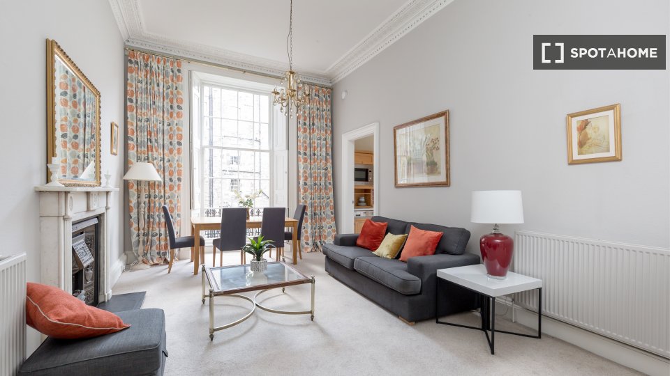Immagine 3 di Appartamento in affitto  in Northumberland St a Inverleith, New Town and Fountainbridge