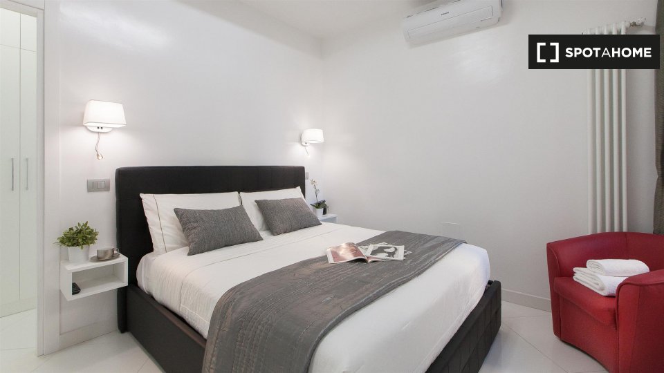 Immagine 12 di Appartamento in affitto  in Via Cesare Battisti a Roma