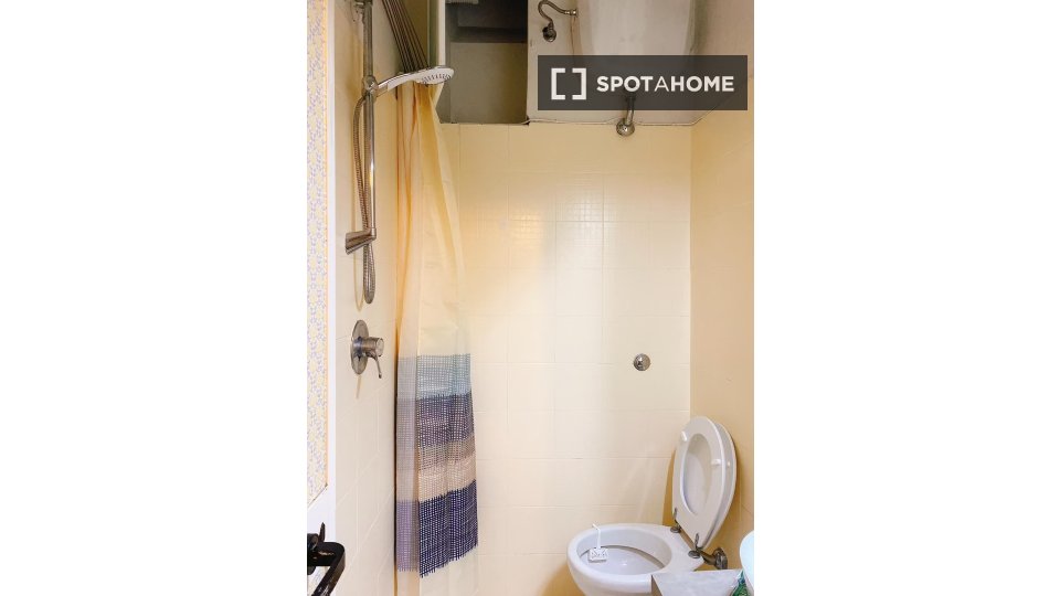 Immagine 13 di Appartamento in affitto  in Lungarno Amerigo Vespucci a Firenze