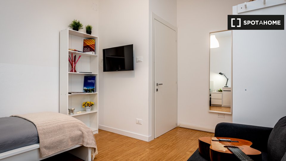 Immagine 3 di Camera condivisa in affitto  in Salita Giovanni Ciccolini a Trento