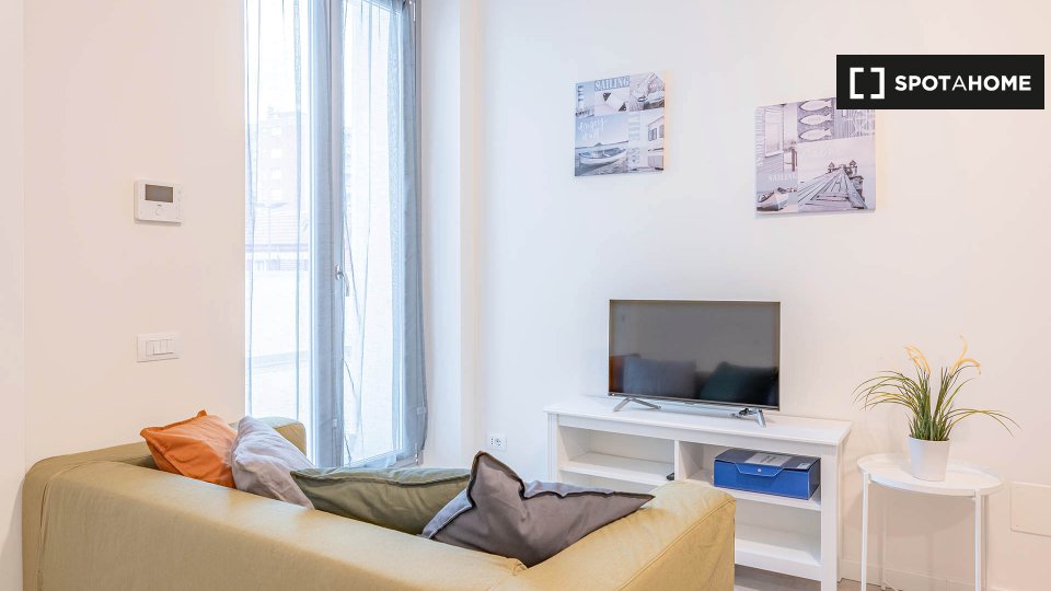 Immagine 14 di Camera condivisa in affitto  in Viale Monza a Milano