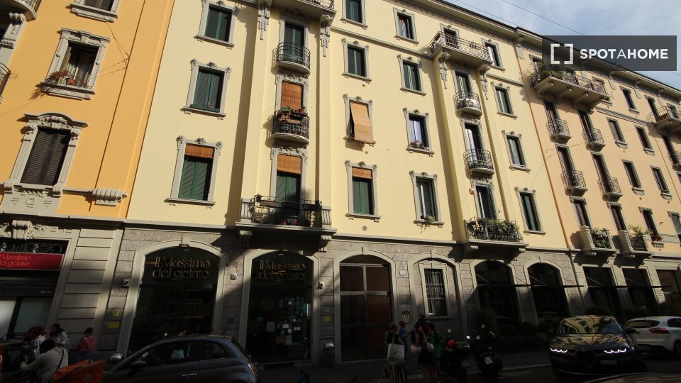 Immagine 3 di Appartamento in affitto  in Via Lodovico Castelvetro a Milano