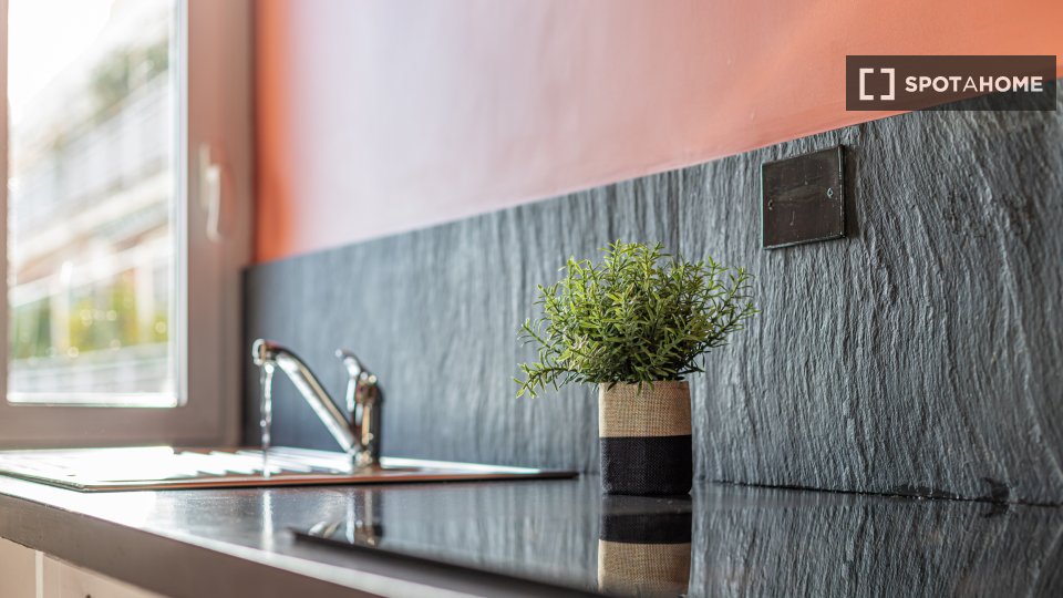 Immagine 10 di Appartamento in affitto  in Via Carlo Rusconi a Roma