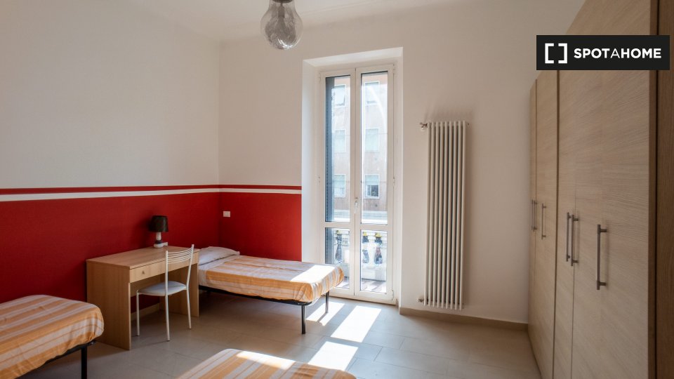 Immagine 5 di Appartamento in affitto  in Via Volvinio a Milano