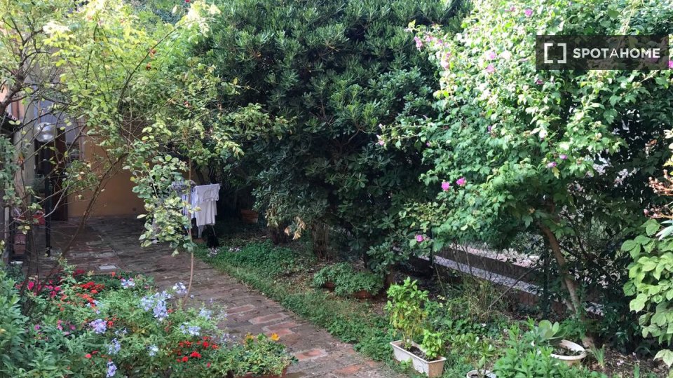 Immagine 7 di Appartamento in affitto  in Via Santa Caterina a Bologna