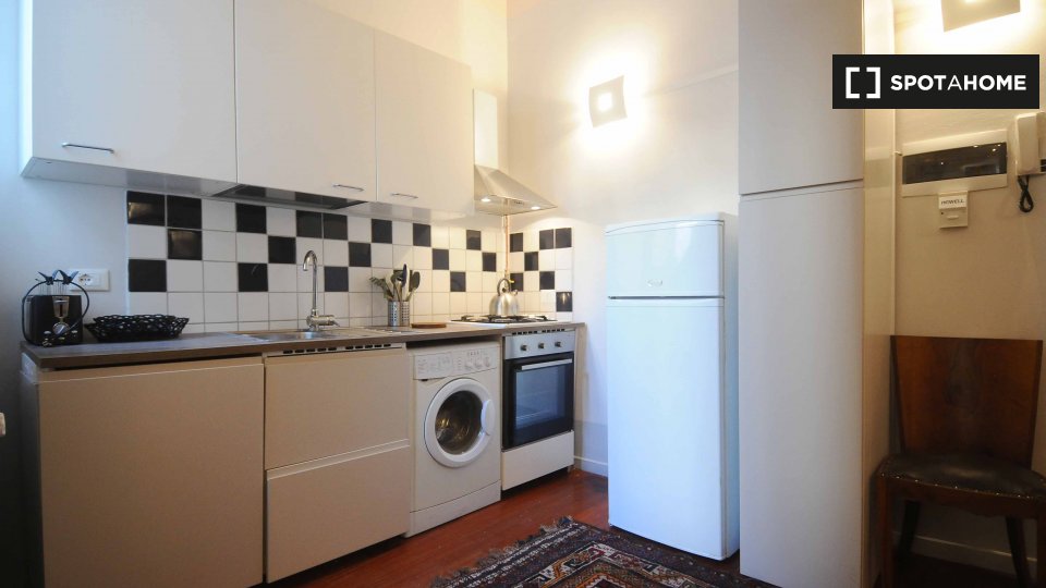 Immagine 6 di Appartamento in affitto  in Borgo Ognissanti a Firenze