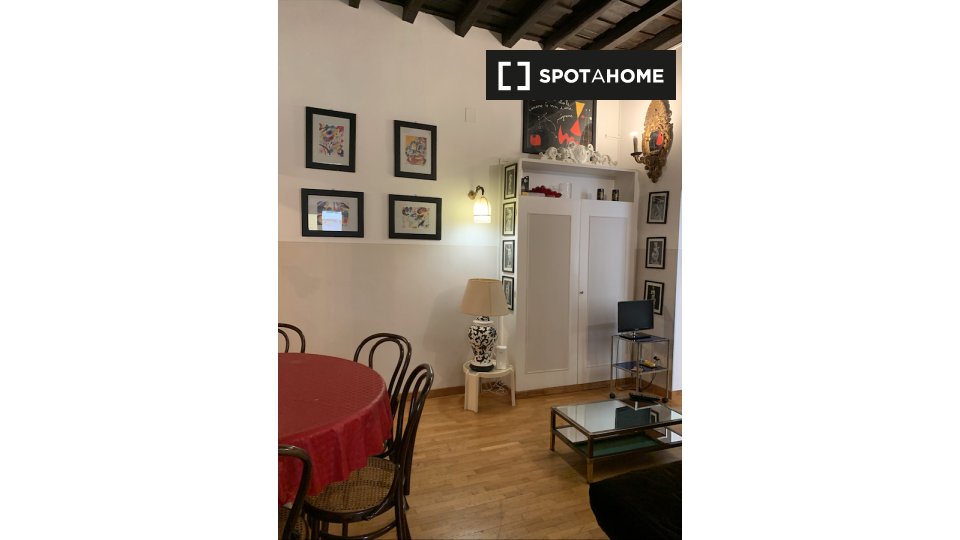 Immagine 4 di Appartamento in affitto  in Via dell'Archetto a Roma