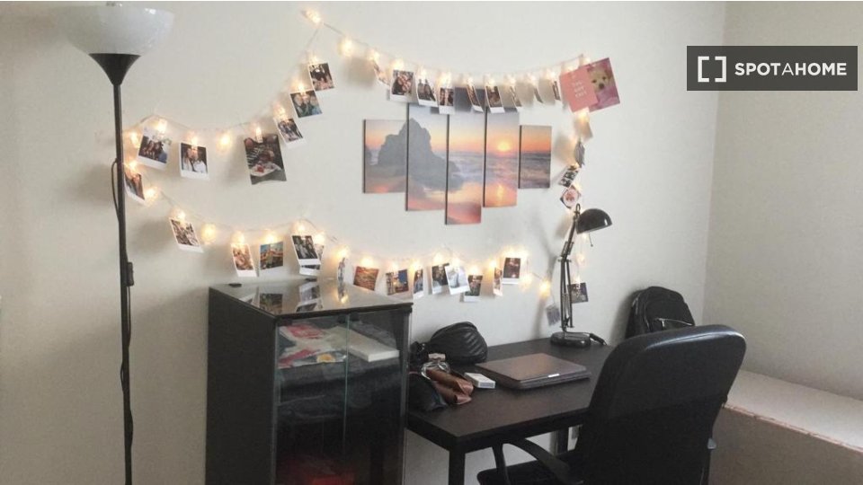 Immagine 6 di Camera condivisa in affitto  in Via Santa Croce a Bologna