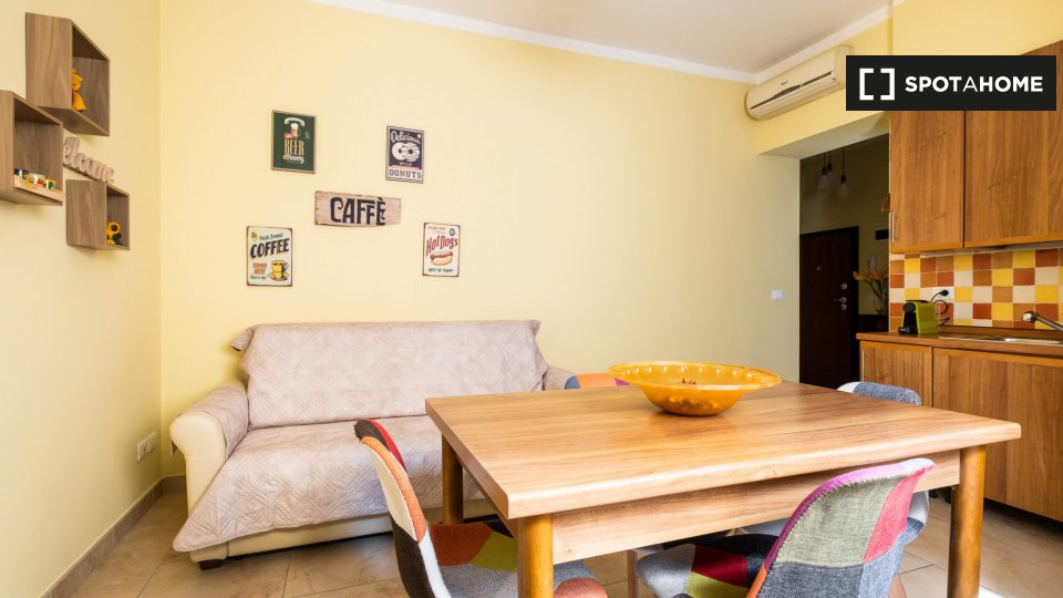 Immagine 3 di Appartamento in affitto  in Viale della Repubblica a Bologna