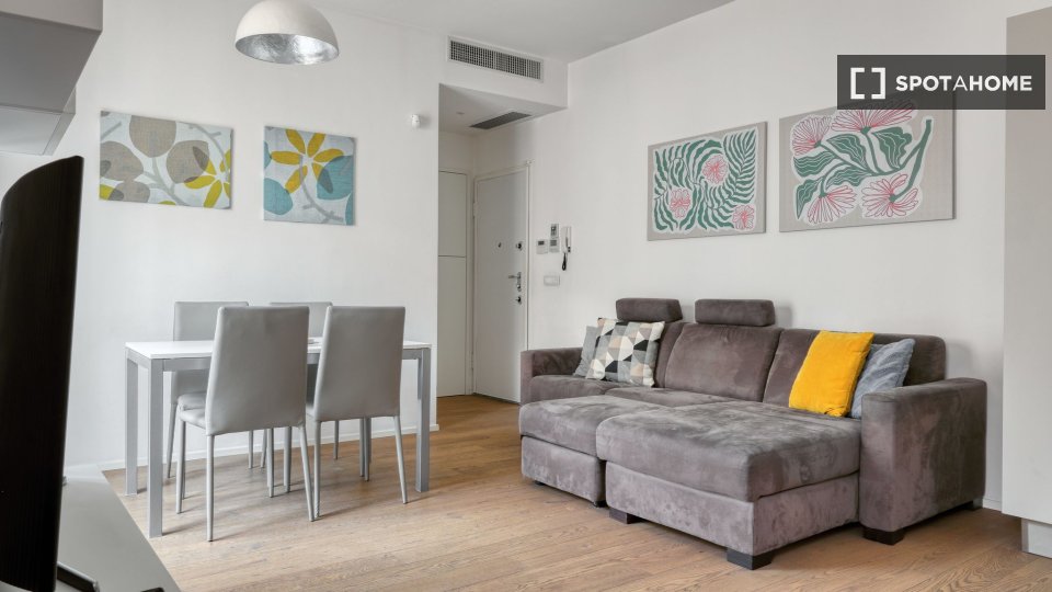 Immagine 2 di Appartamento in affitto  in Via Tortona a Milano