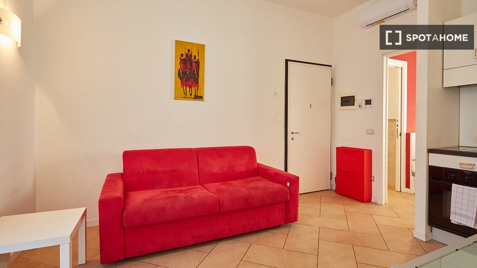 Immagine 2 di Appartamento in affitto  in Via Broglio a Milano