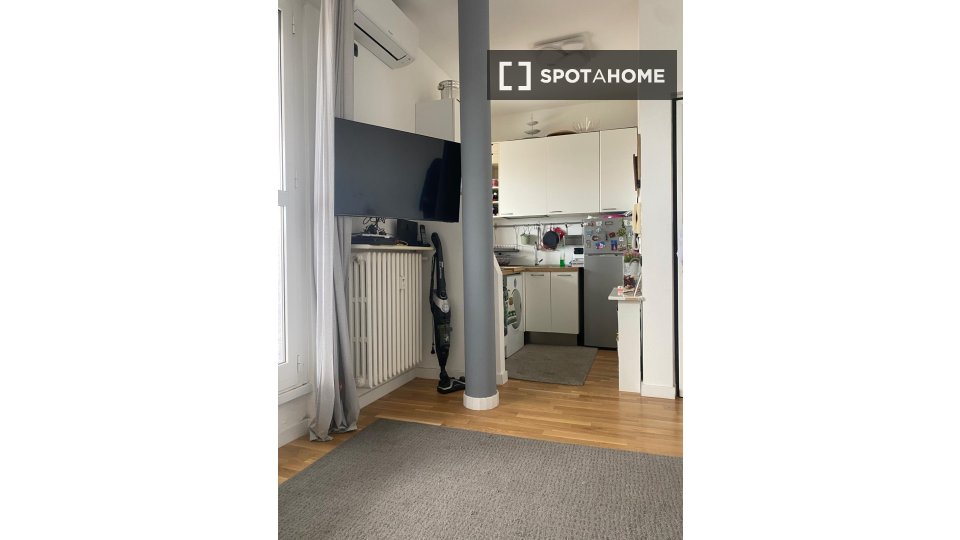 Immagine 7 di Appartamento in affitto  in Via Andrea Solari a Milano