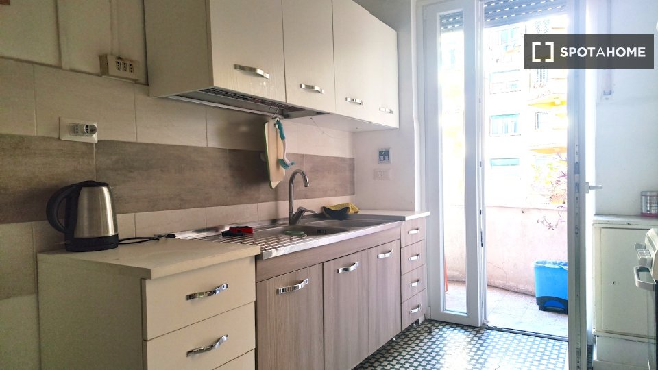 Immagine 11 di Camera condivisa in affitto  in Circonvallazione Nomentana a Roma