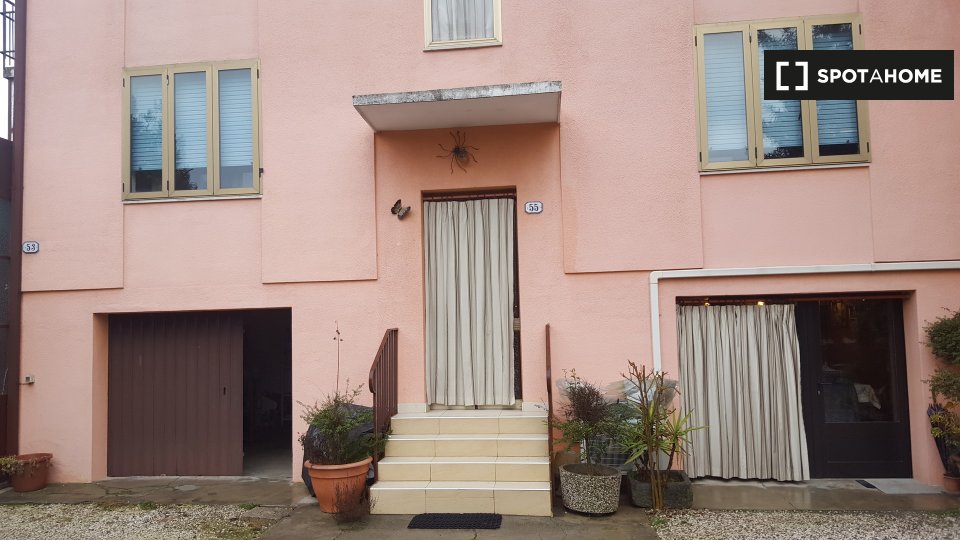 Immagine 17 di Camera condivisa in affitto  in Via Plebiscito a Padova