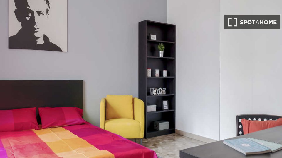 Immagine 3 di Camera condivisa in affitto  in Via delle Belle Arti a Bologna