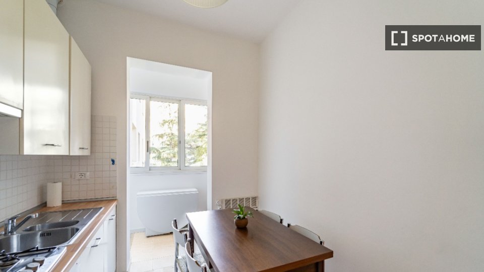 Immagine 5 di Appartamento in affitto  in Via della Barca a Bologna