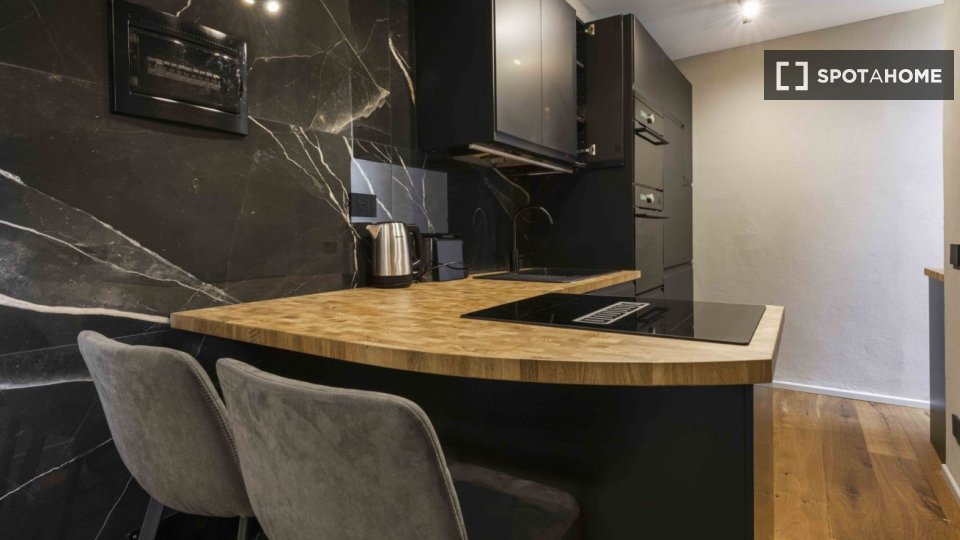 Immagine 6 di Appartamento in affitto  in Via dell'Anguillara a Firenze