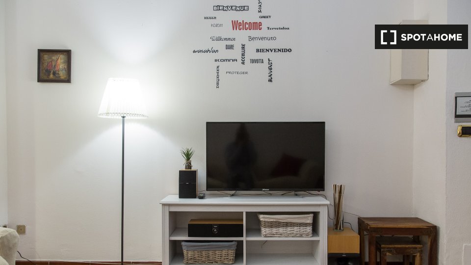 Immagine 7 di Appartamento in affitto  in Via dei Panieri a Roma