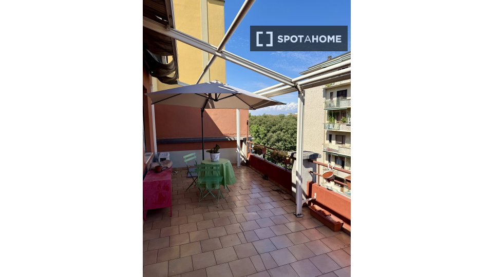 Immagine 8 di Ufficio in affitto  in Via Sebino a Milano