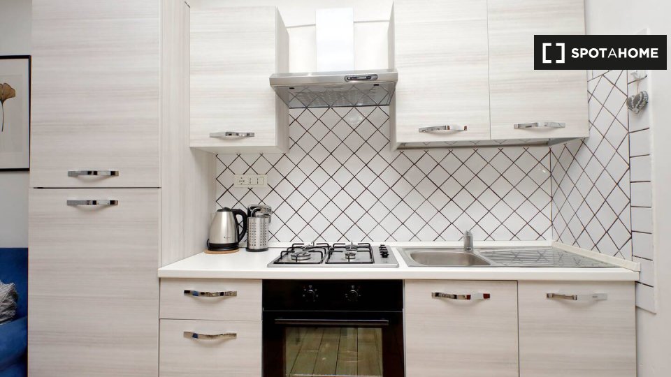 Immagine 2 di Appartamento in affitto  in Via Filippo Bernardini a Roma