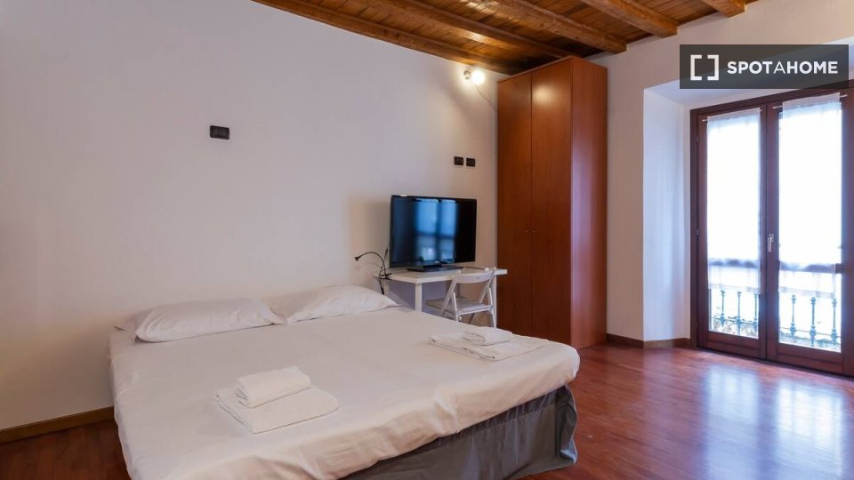 Immagine 3 di Appartamento in affitto  in Via Ascanio Sforza a Milano