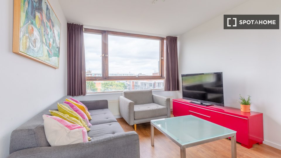 Immagine 1 di Appartamento in affitto  in flat a 