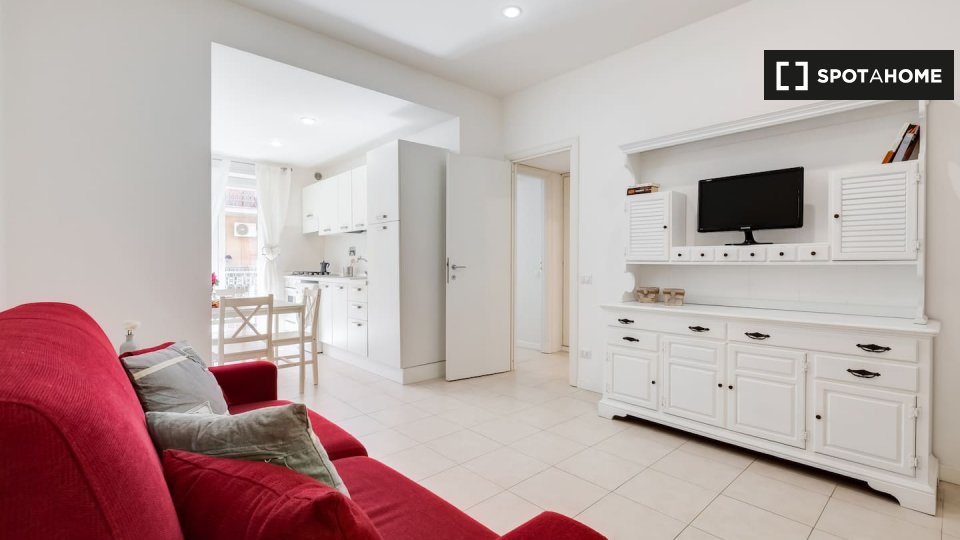 Immagine 4 di Ufficio in affitto  in Via Gualtiero Serafino a Roma