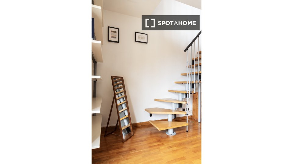 Immagine 15 di Appartamento in affitto  in Via Antonio Rosmini a Milano