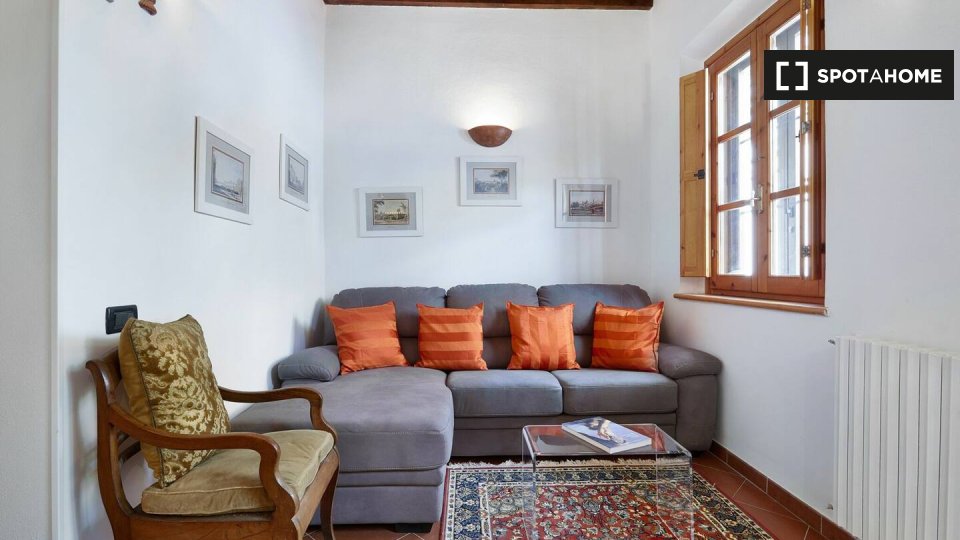 Immagine 8 di Appartamento in affitto  in Via Romana a Firenze