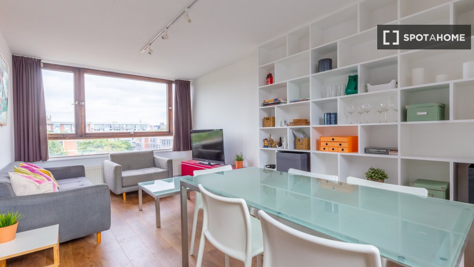 Immagine 8 di Appartamento in affitto  in flat a 