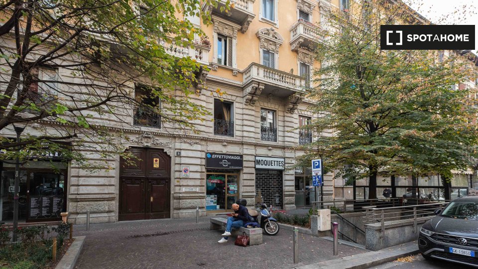 Immagine 2 di Appartamento in affitto  in Via Federico Ozanam a Milano