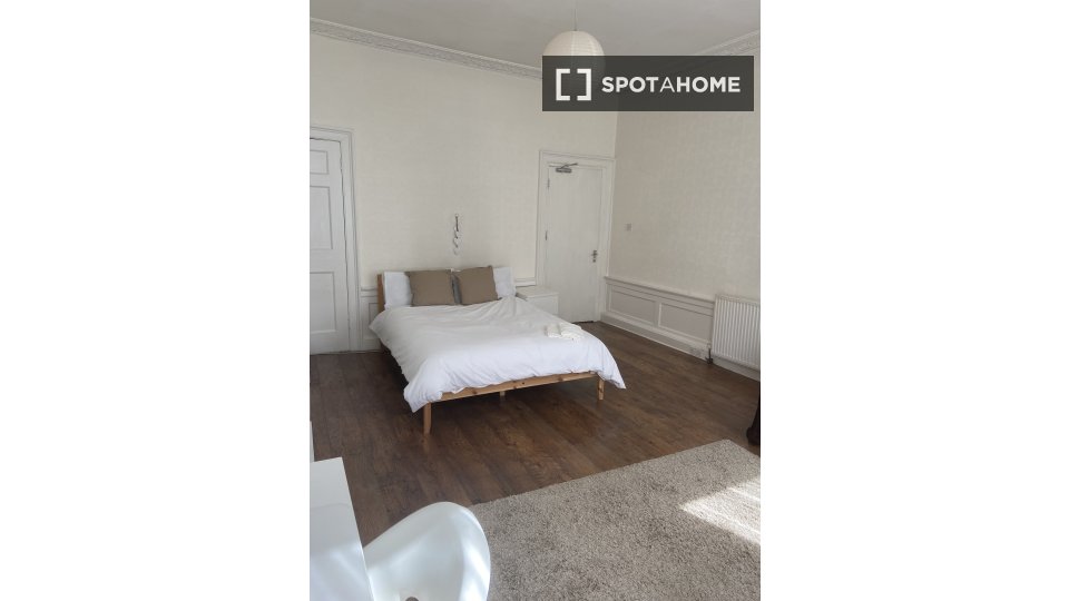 Immagine 13 di Camera condivisa in affitto  in Clerk St a South Bridge, Holyrood and Willowbrae