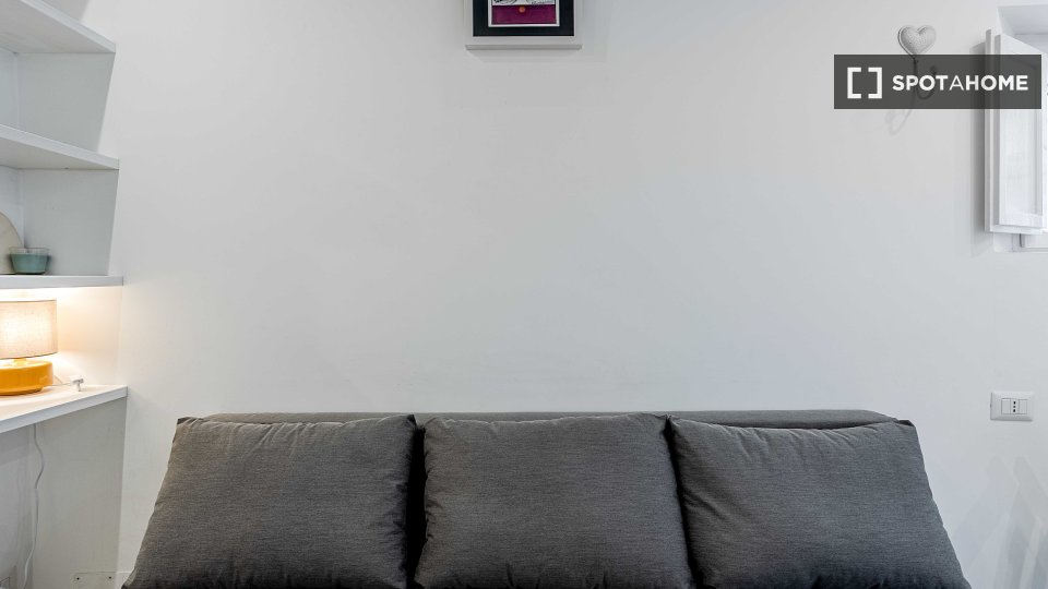 Immagine 15 di Ufficio in affitto  in Via Chiana a Roma