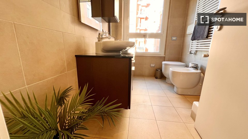 Immagine 7 di Camera condivisa in affitto  in Via Francesco Brioschi a Milano