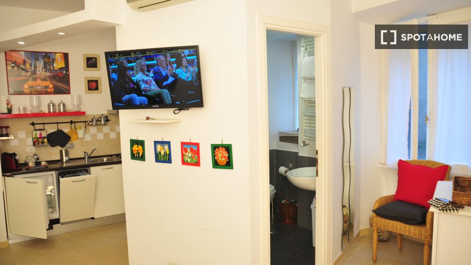 Immagine 17 di Ufficio in affitto  in Via Vespasiano a Roma