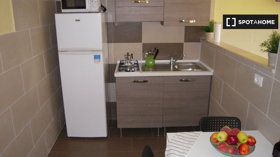 Immagine 5 di Ufficio in affitto  in Via Alessandro Stoppato a Bologna