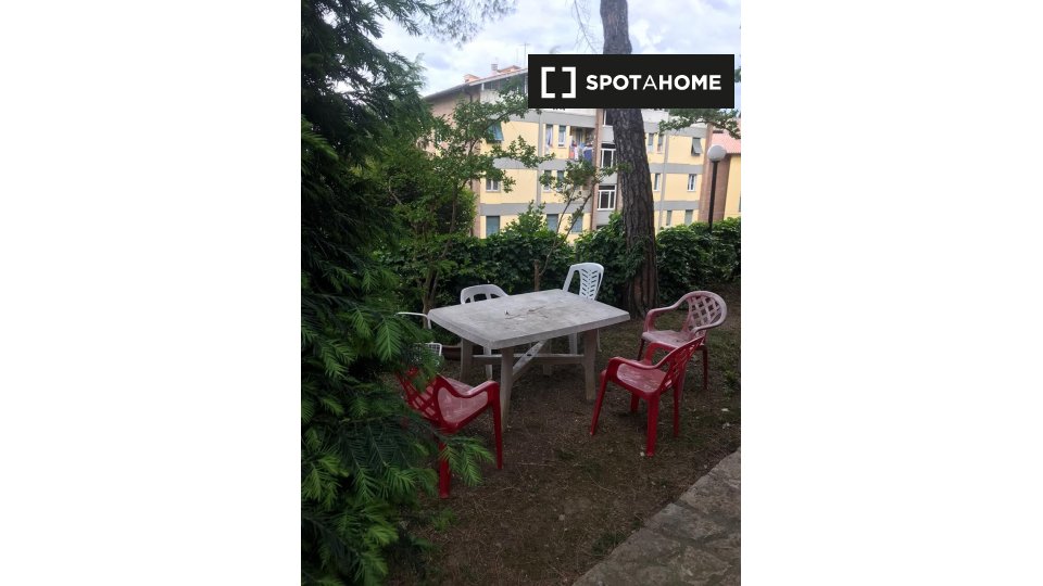 Immagine 9 di Camera condivisa in affitto  in Via del Beato Egidio a Perugia