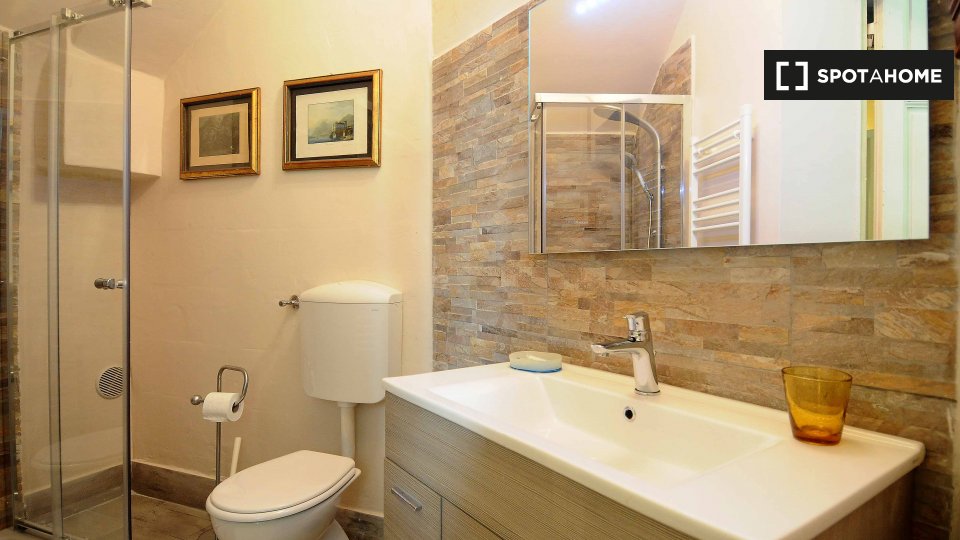 Immagine 19 di Appartamento in affitto  in Lungarno Amerigo Vespucci a Firenze