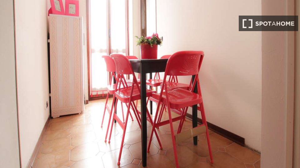 Immagine 10 di Camera condivisa in affitto  in Corso Lodi a Milano