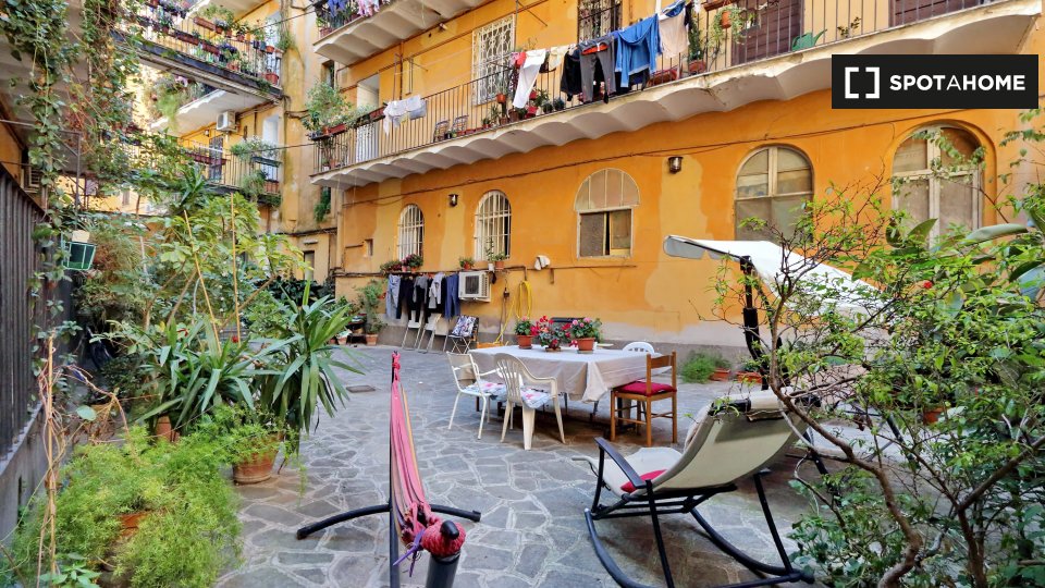 Immagine 17 di Ufficio in affitto  in Via Garibaldi a Roma