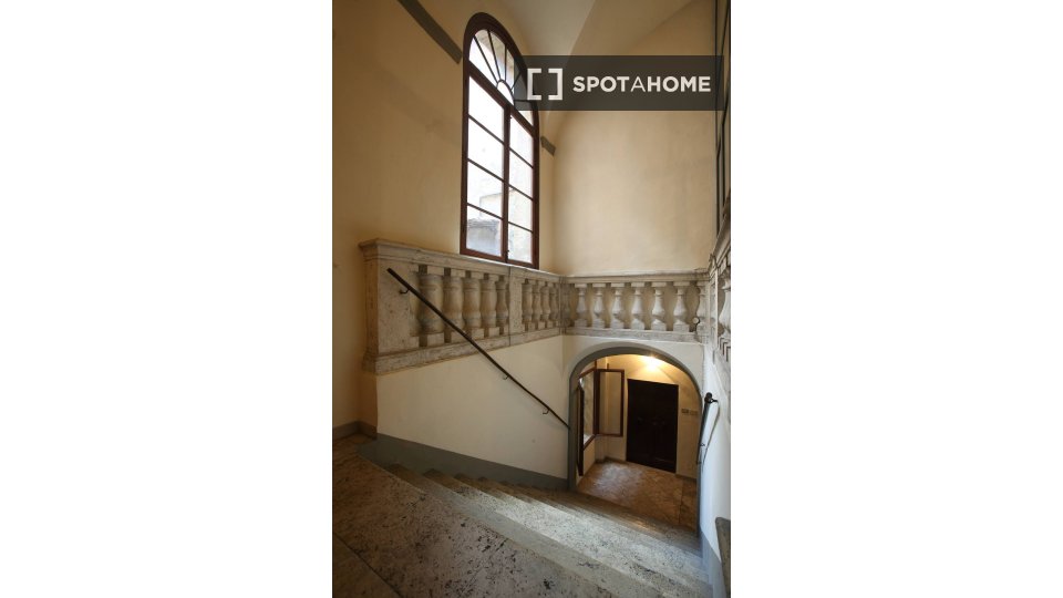 Immagine 2 di Residence in affitto  in Via del Porrione a Siena