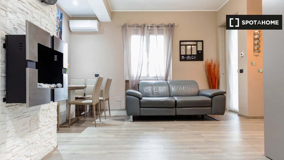 Immagine 12 di Appartamento in affitto  in Viale Zara a Milano